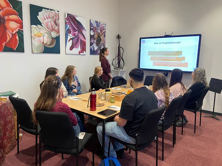 Mentor*innen Prgramm der MuKu Bielefeld